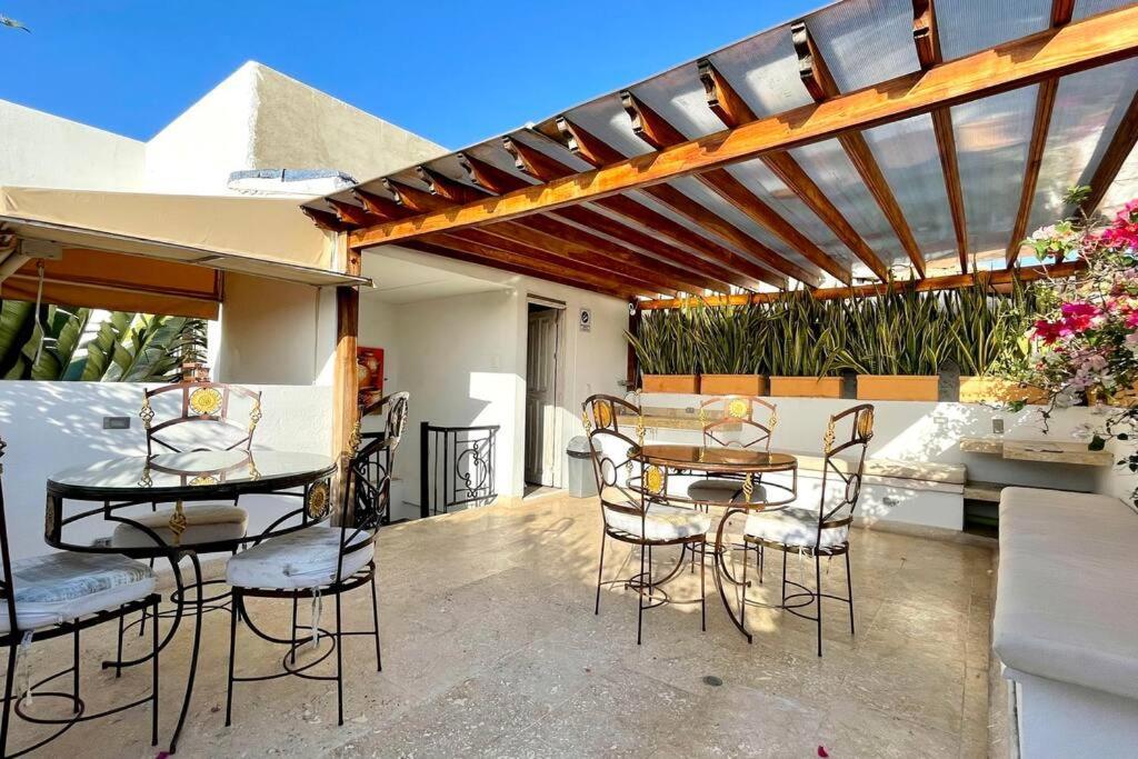 Сasa de vacaciones Gorgeous 8 Bedroom House W/ Pool In The Old City
