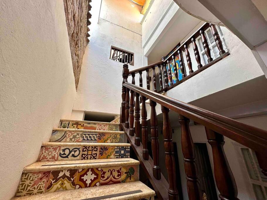 Сasa de vacaciones Gorgeous 8 Bedroom House W/ Pool In The Old City