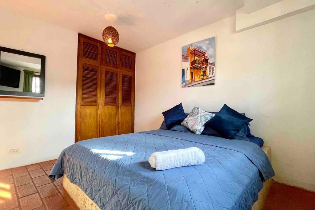 Gorgeous 8 Bedroom House W/ Pool In The Old City Holiday home Cartagena